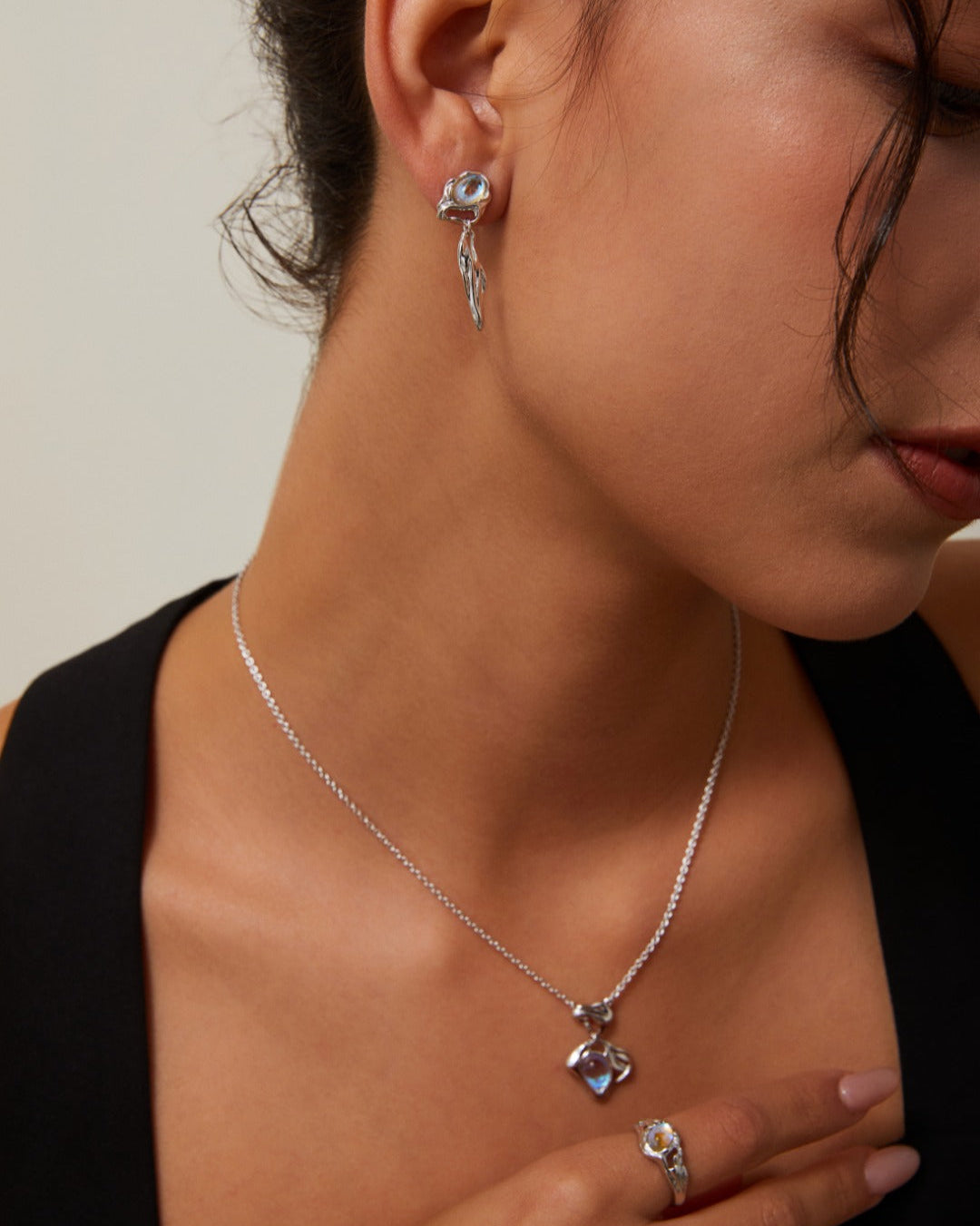 月明かりの夢のブレスレット