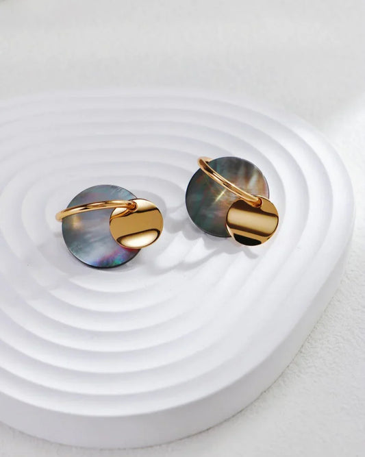 ヴィンテージ ムーンシェル イヤリング