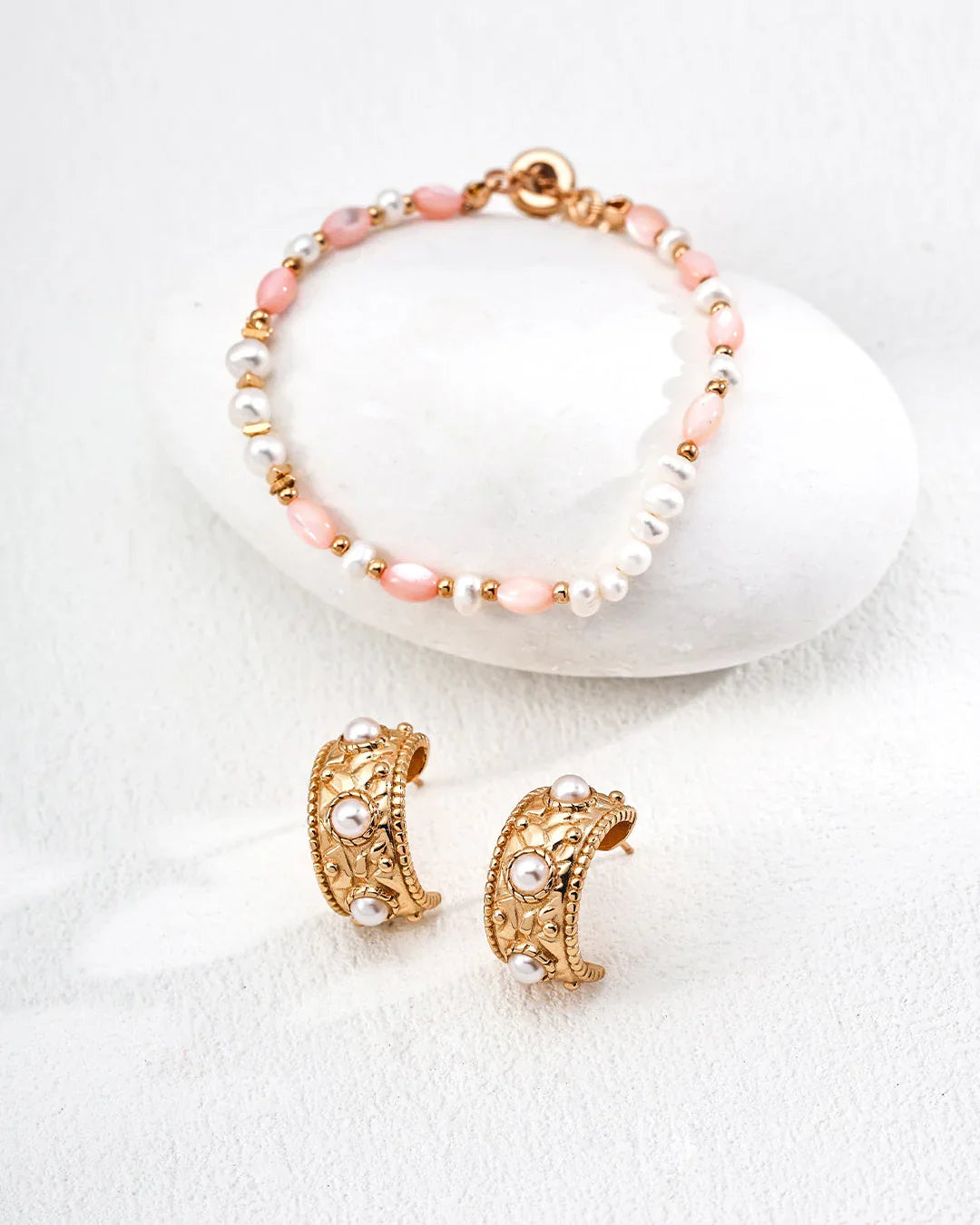 ロゼシェルパールブレスレット