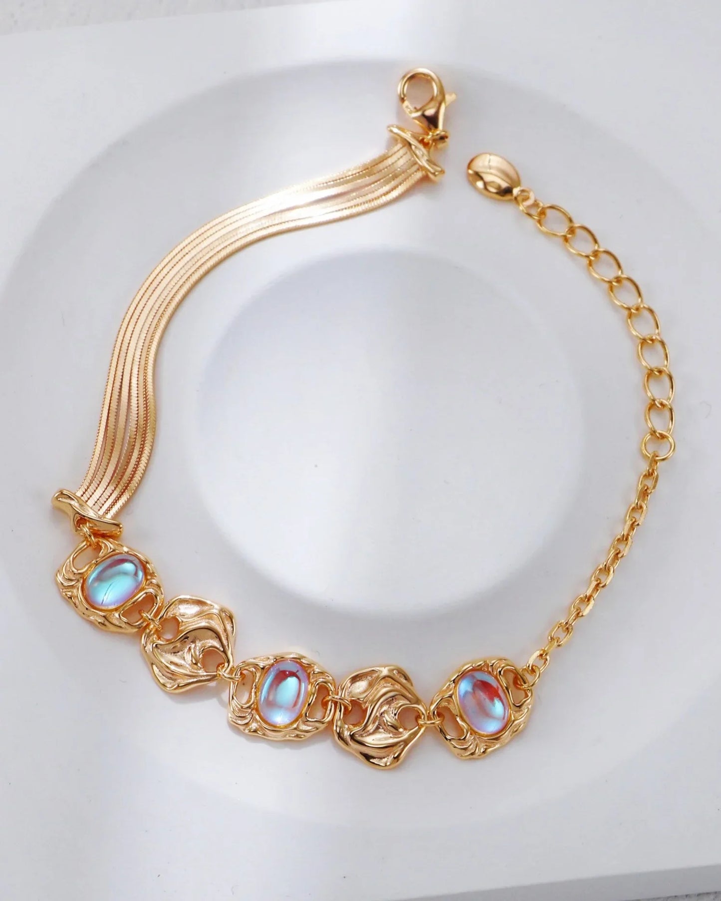 月明かりの夢のブレスレット