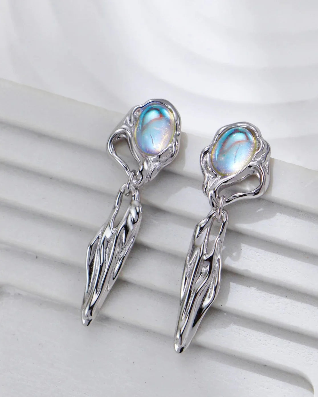 月明かりの夢のイヤリング