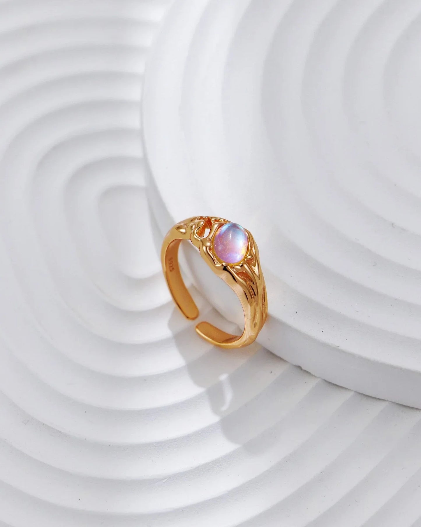 月明かりの夢のリング