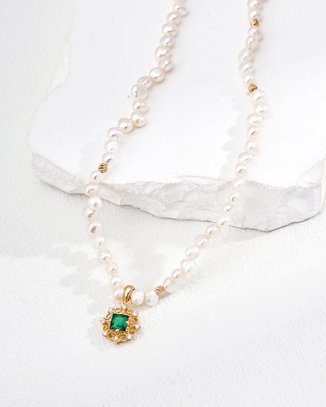 Regal Green Energy Pearl Necklace